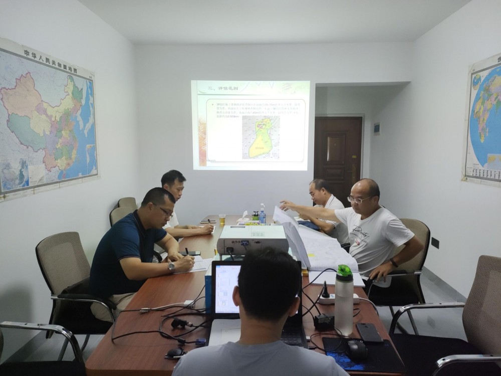2022.8.26第一(yī)次在天藍公司開(kāi)評審會(huì)